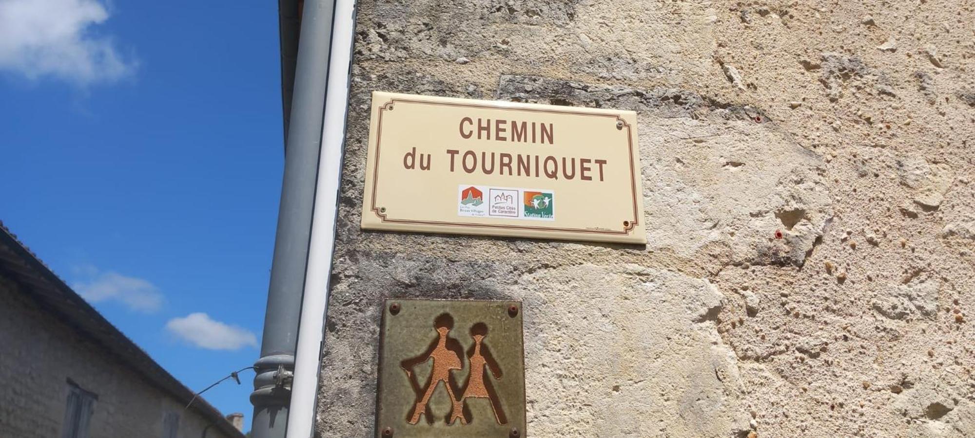 La Maison Du Tourniquet Aubeterre-sur-Dronne Luaran gambar
