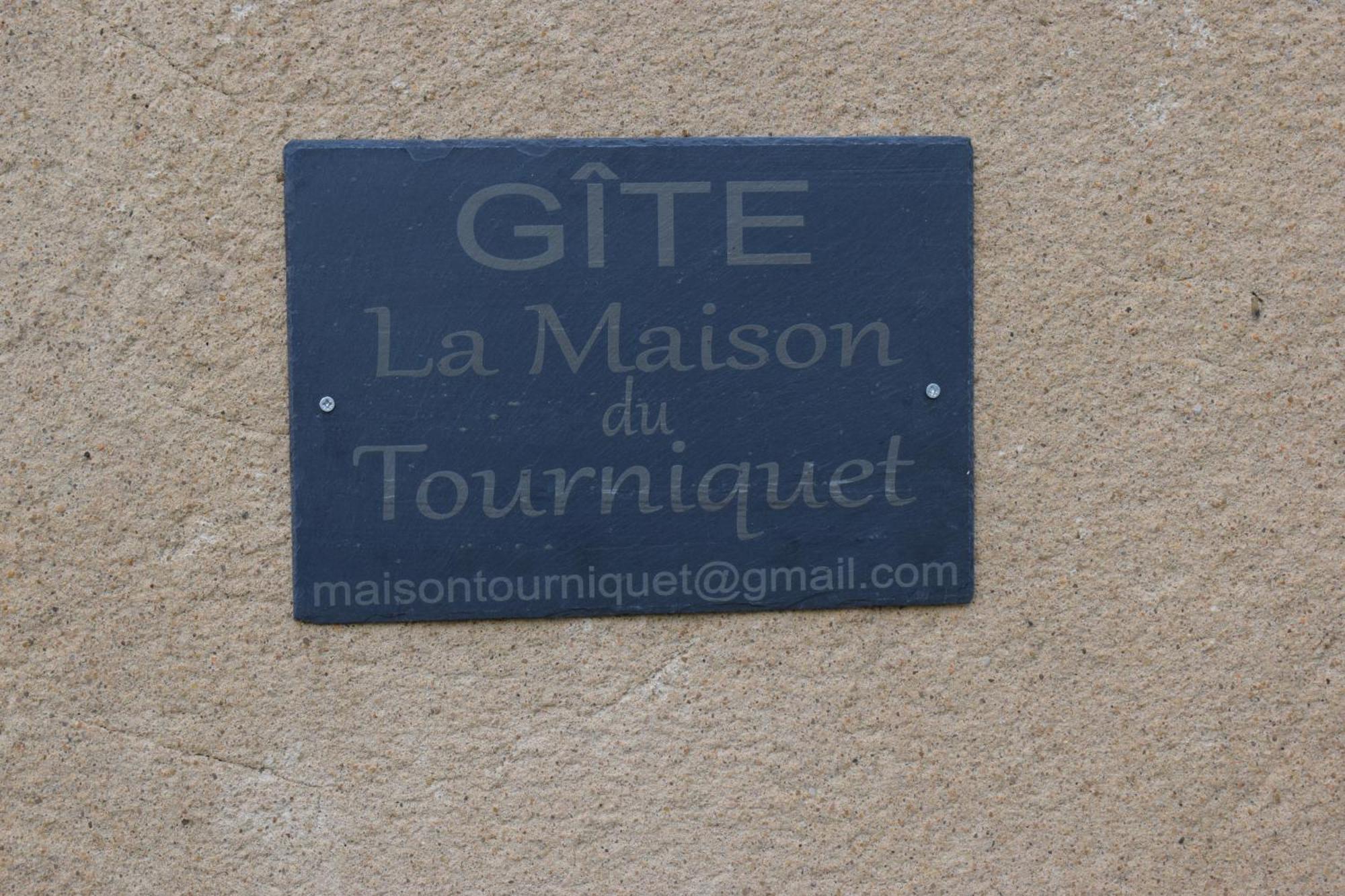 La Maison Du Tourniquet Aubeterre-sur-Dronne Luaran gambar